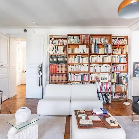 Amazing Flat Sénat